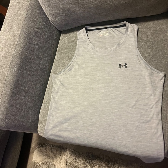 Under armour heat gear athletic fitted mens tank top. Large - Picture 4 of 4